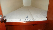 Beneteau Oceanis 43 Family